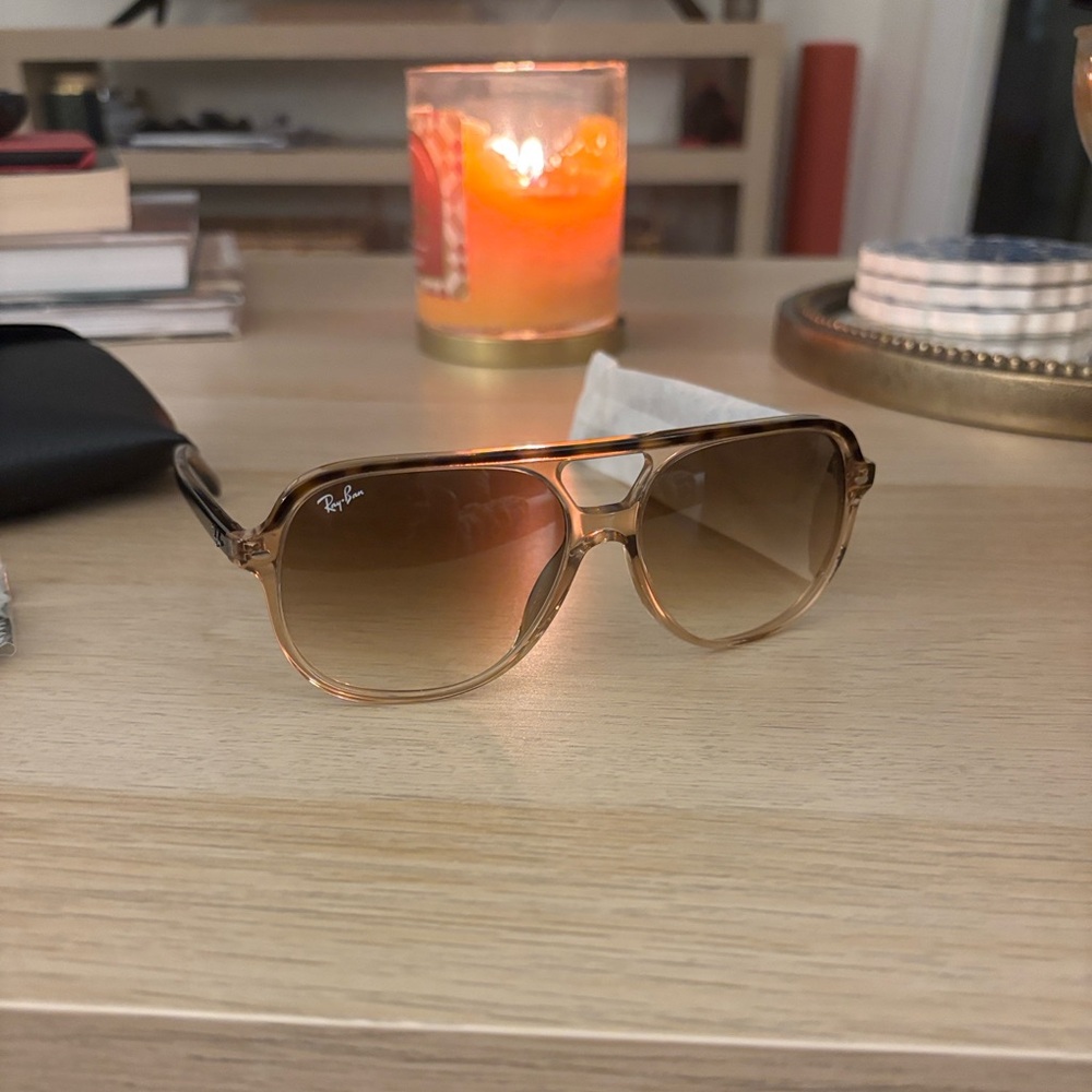 Ray Ban ORB2198 - Color Beige - NEVER WORN